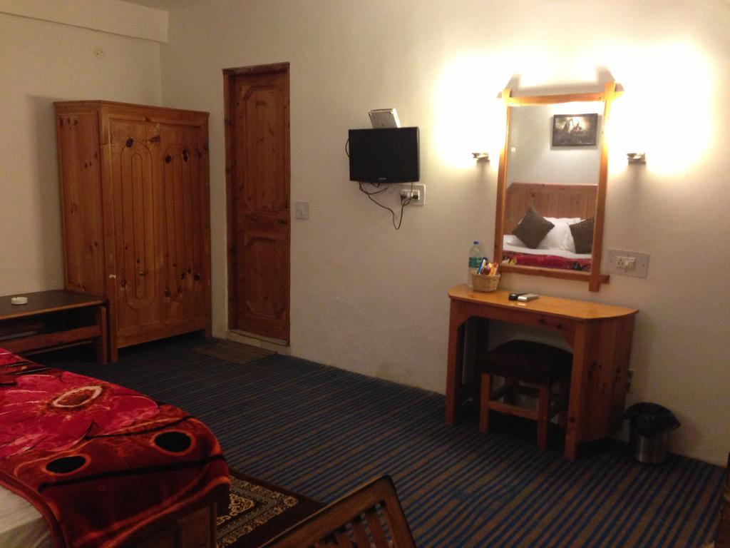 Akash Hills Hotel Manali  Exterior photo