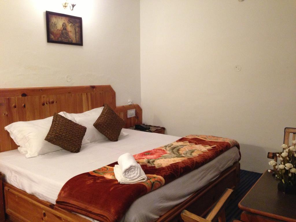 Akash Hills Hotel Manali  Exterior photo