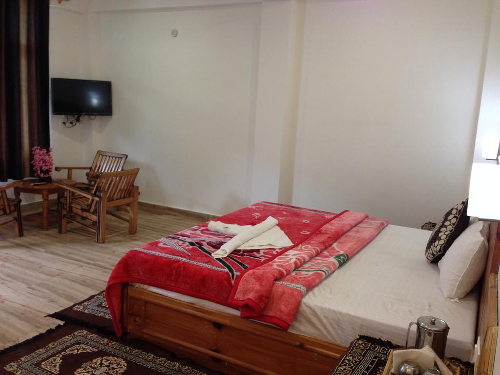 Akash Hills Hotel Manali  Exterior photo