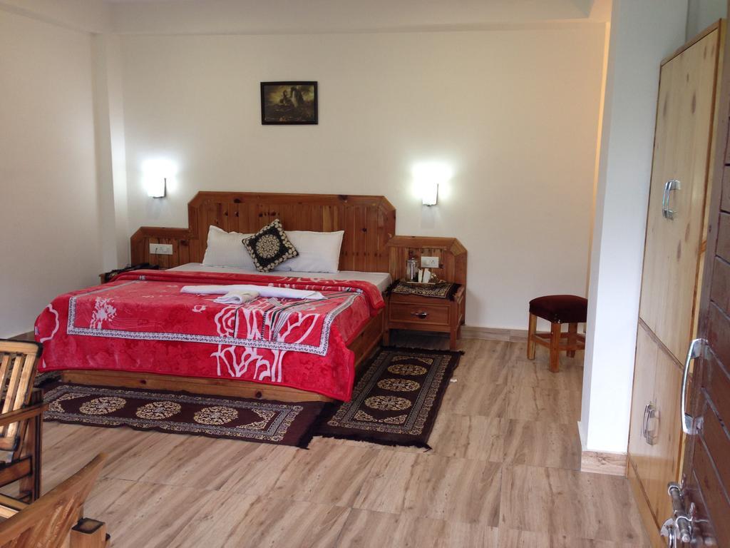 Akash Hills Hotel Manali  Exterior photo
